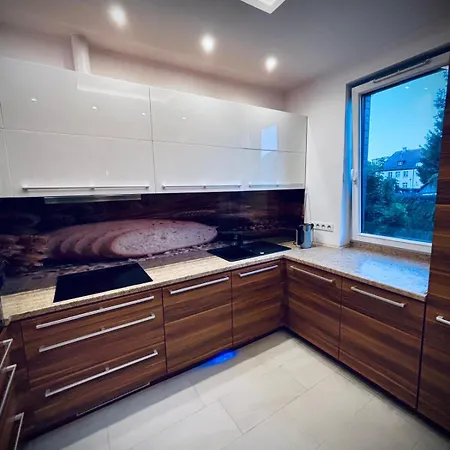 아파트 White Glove Wojska Polskiego *