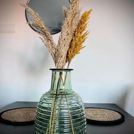 아파트 White Glove Wojska Polskiego