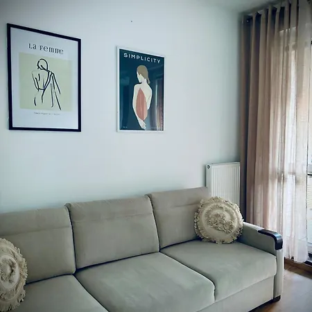 아파트 White Glove Wojska Polskiego