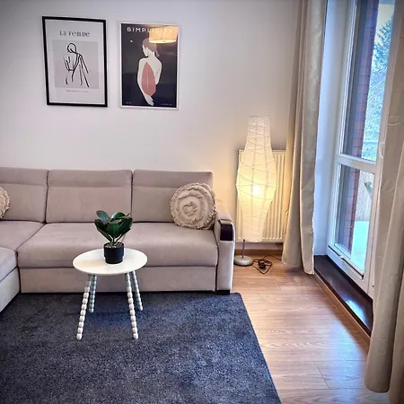 White Glove Wojska Polskiego Apartment