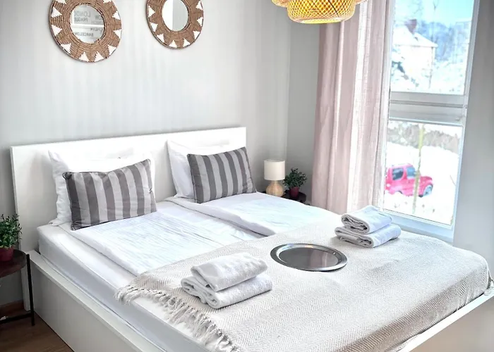 White Glove Wojska Polskiego Apartment *