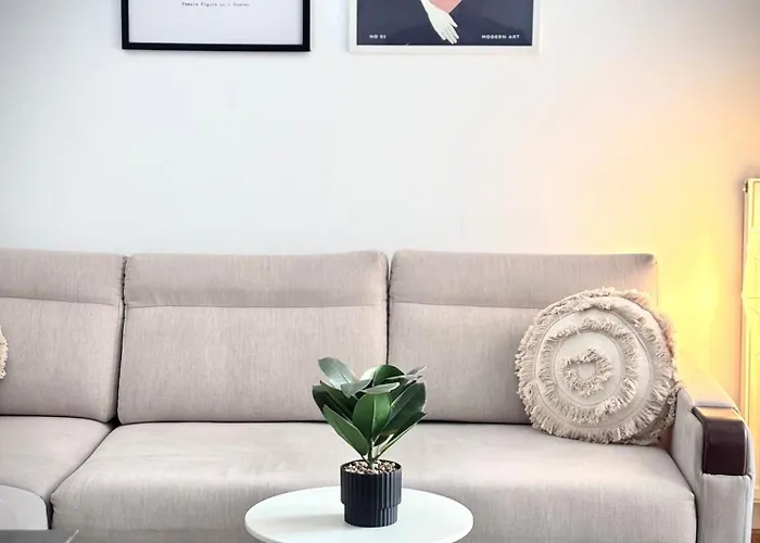 Apartment White Glove Wojska Polskiego